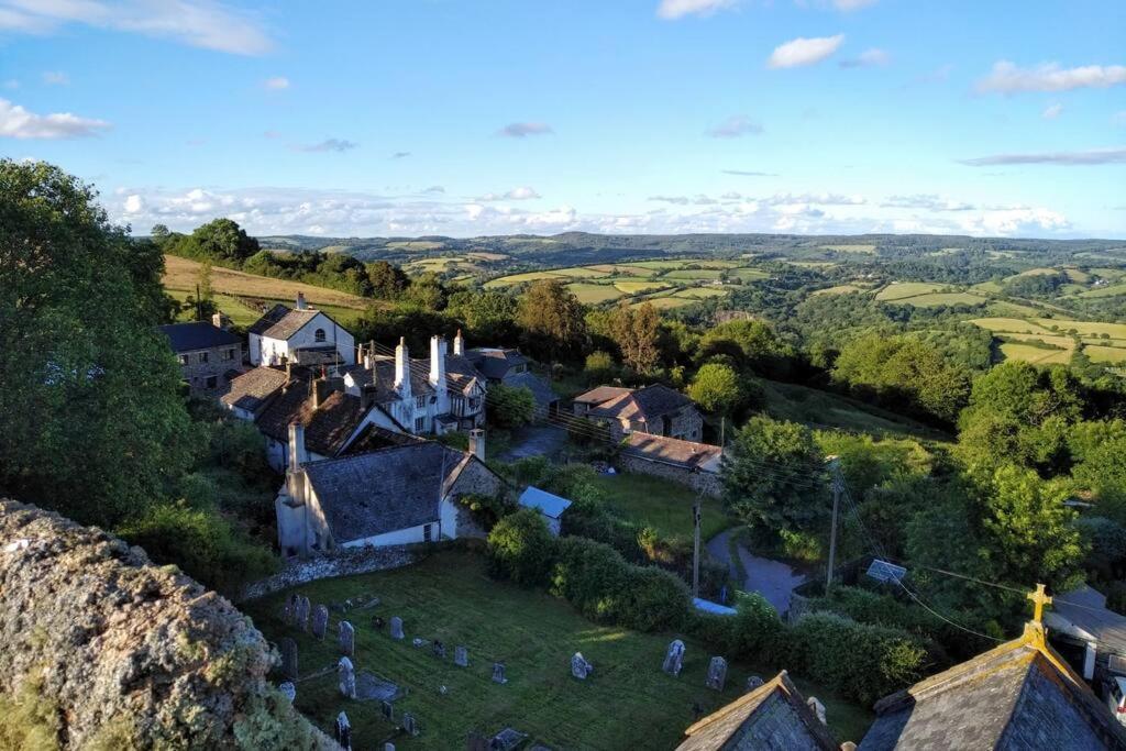 The Dairy - Quaint 1Br In Dartmoor National Park Villa Hennock ภายนอก รูปภาพ