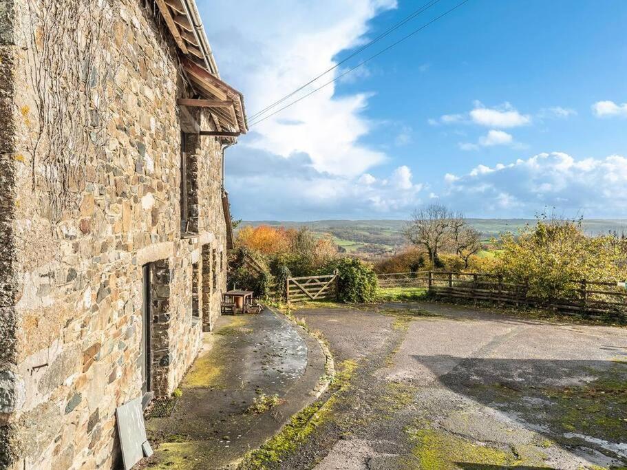 The Dairy - Quaint 1Br In Dartmoor National Park Villa Hennock ภายนอก รูปภาพ